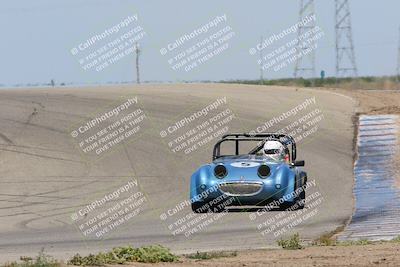 media/Apr-30-2022-CalClub SCCA (Sat) [[98b58ad398]]/Group 2/Race (Grapevine)/